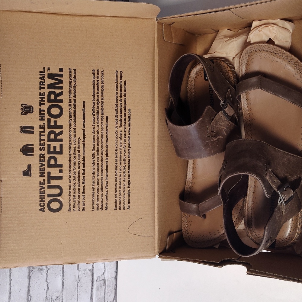 Merrell Leather Sandals - Picture 7 of 8